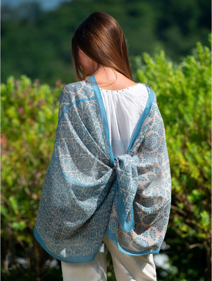 Wool scarf AWL26F