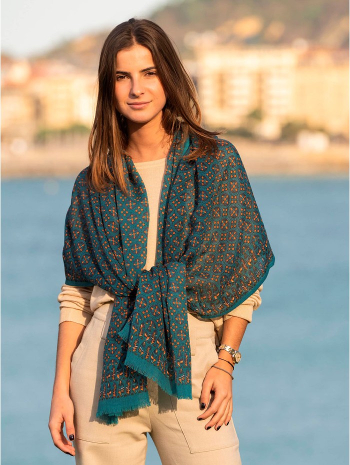Wool scarf AWL15F