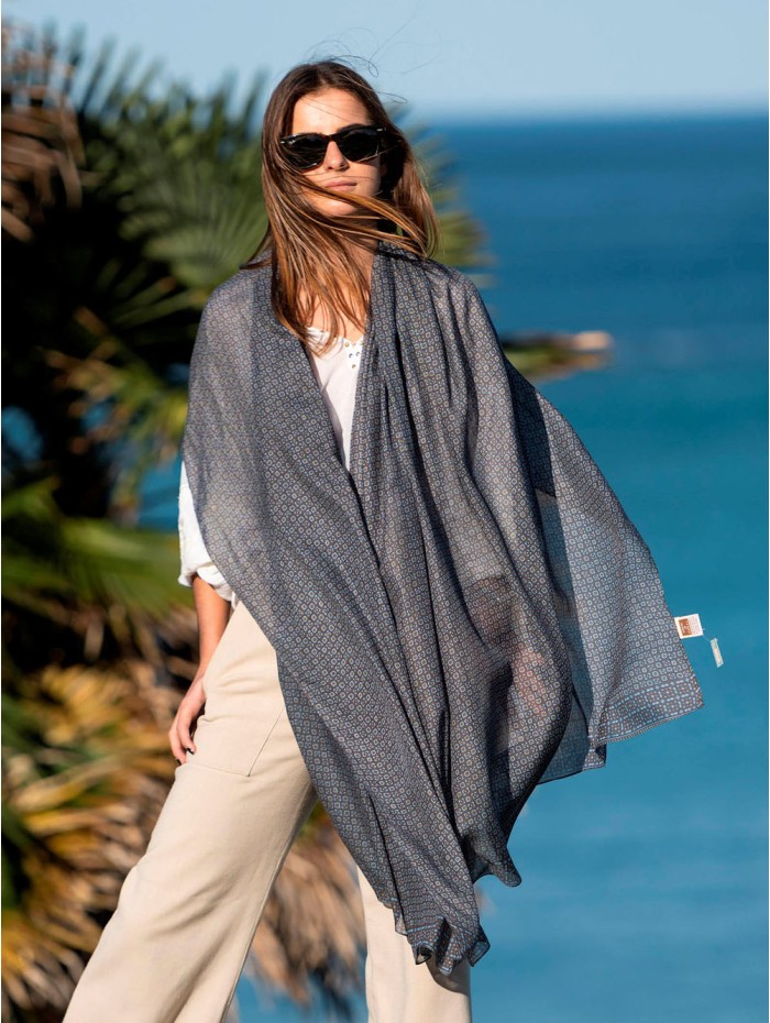 Modal shawl AMD41C