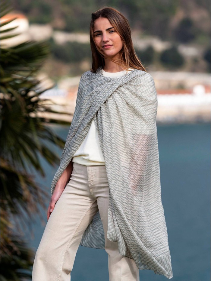Chal de modal AMD34C