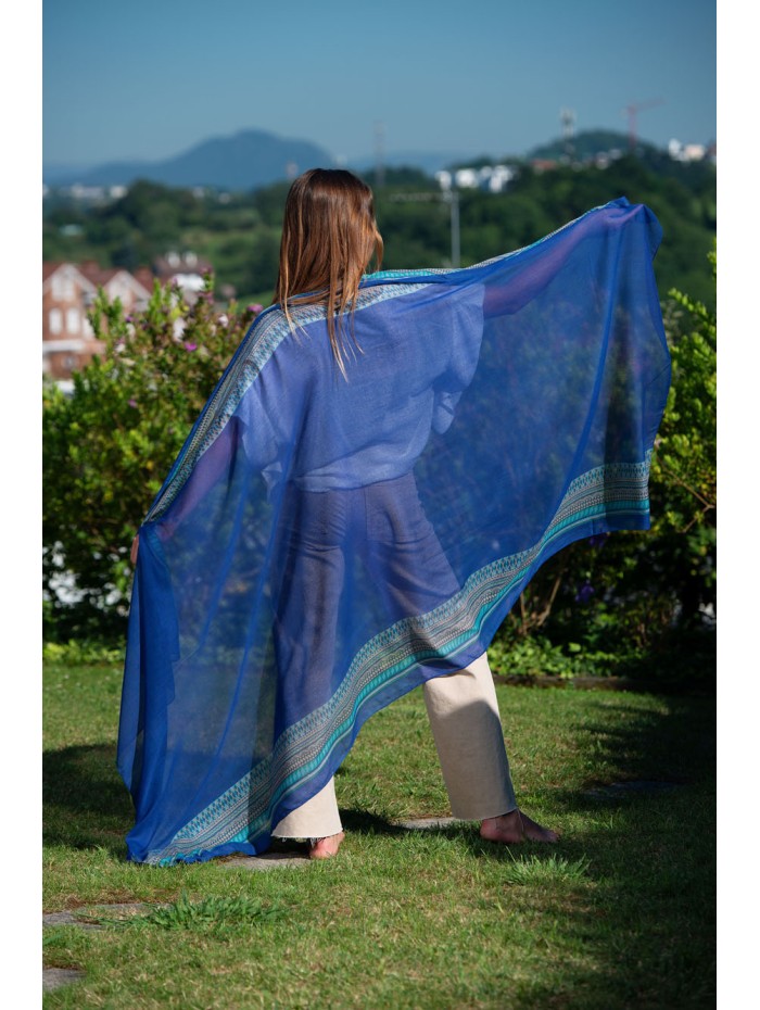 Modal shawl AMD33C