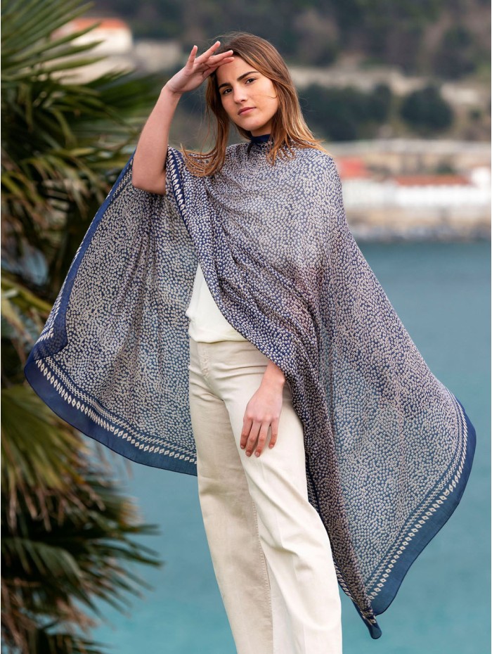 Modal shawl AMD32C