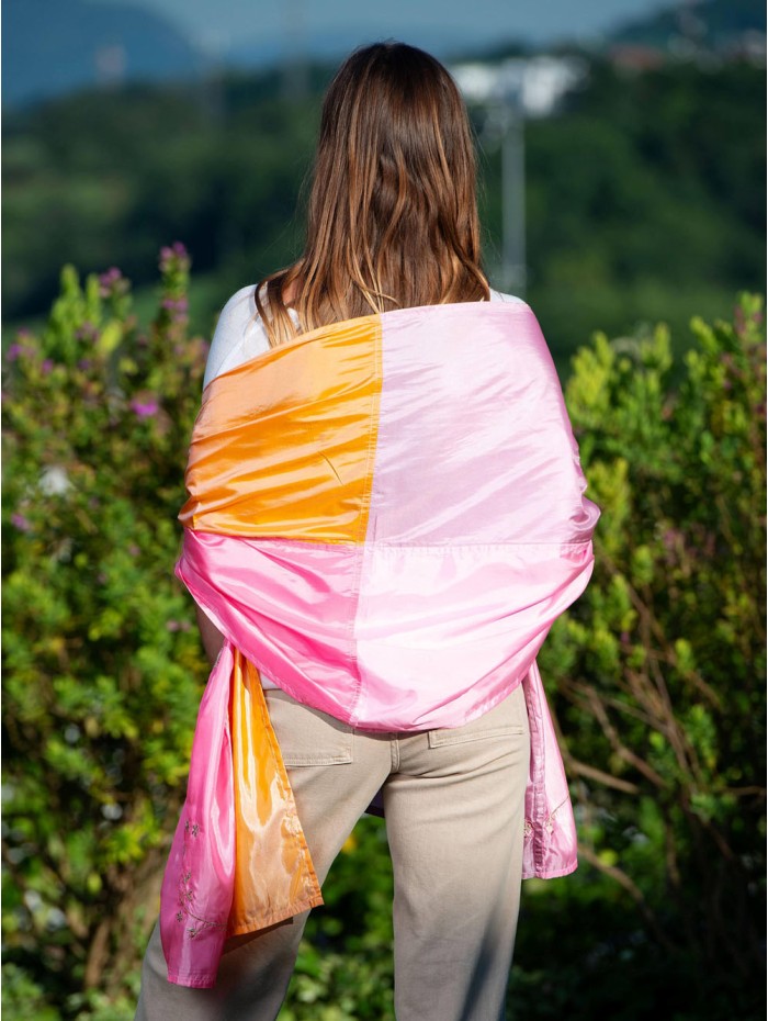 Embroidered foulard PETAC1