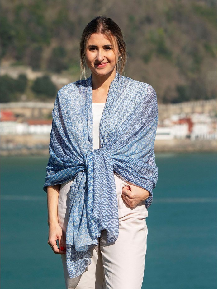 Modal shawl AMD51C
