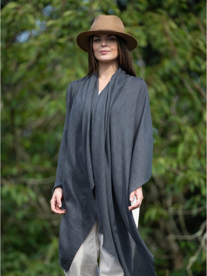 Wool and silk plain shawl ASWGCHAR