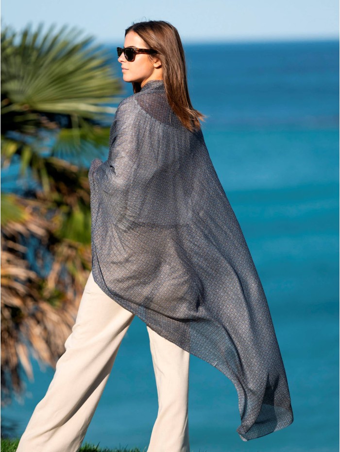 Modal shawl AMD41C