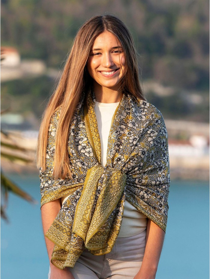 Silk foulard ATU75C