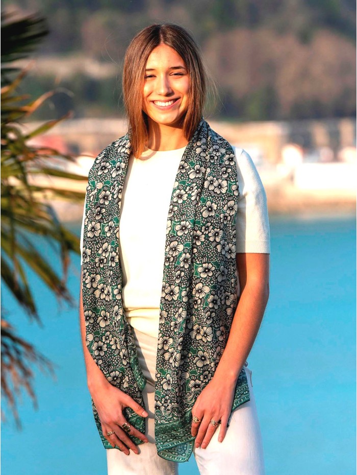 Silk foulard ATU75C