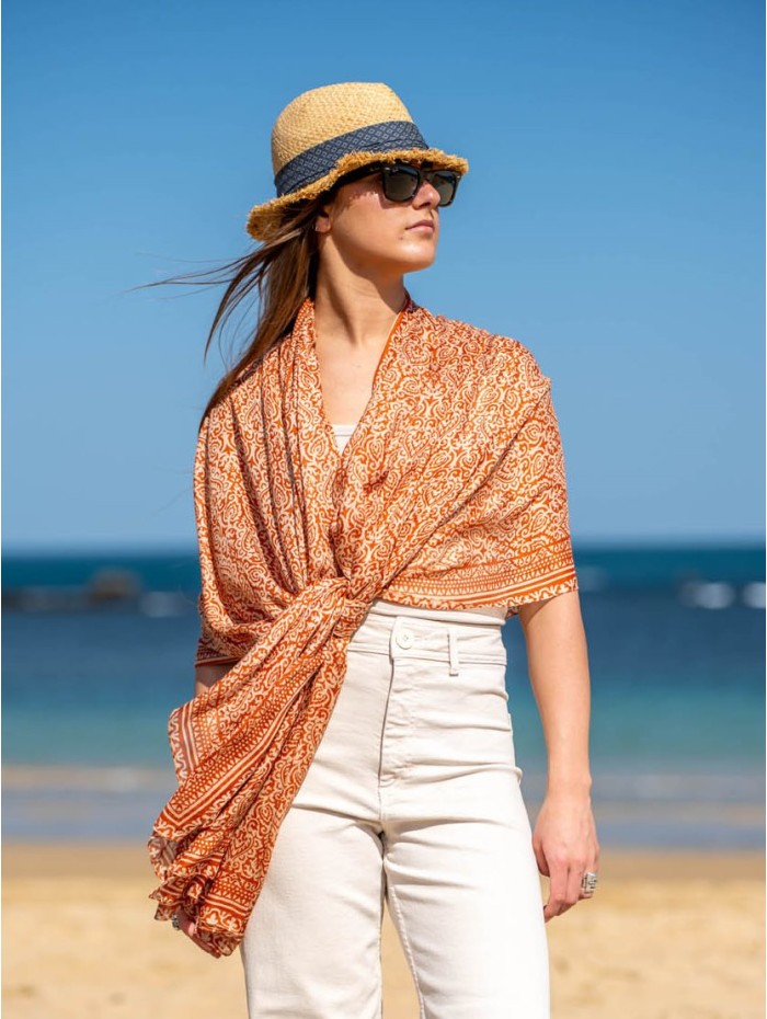 Modal shawl AMD61C
