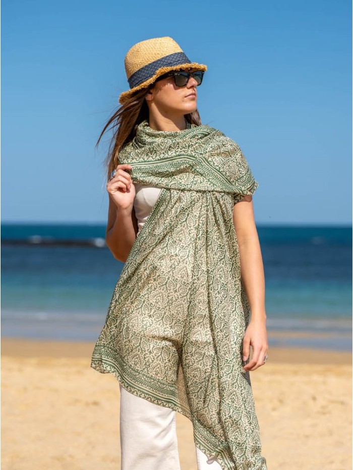 Modal shawl AMD61C