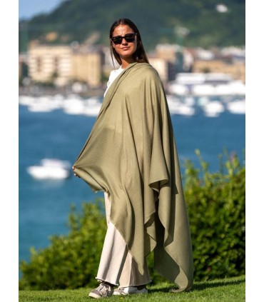 Wool and silk plain shawl ASWGGARDEN