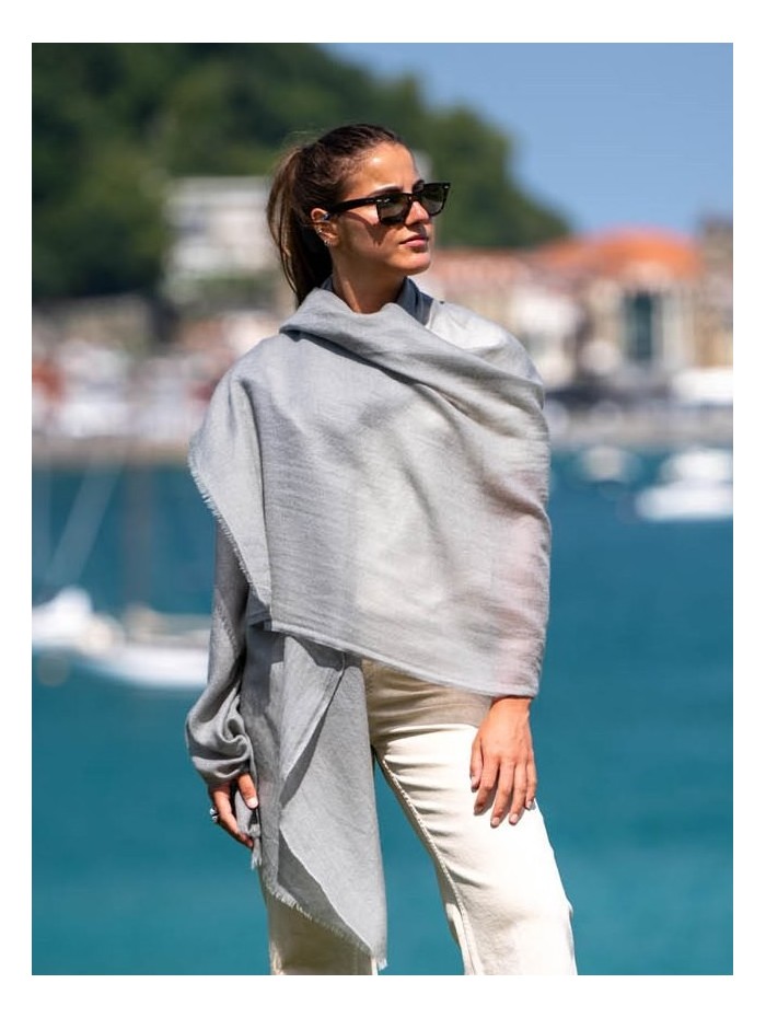 Cashmere shawl ACASHEGNEUT