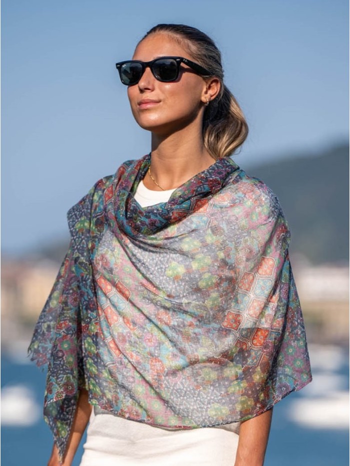 Wool and silk scarf ATU279W