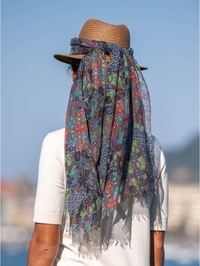 Wool and silk scarf ATU279W