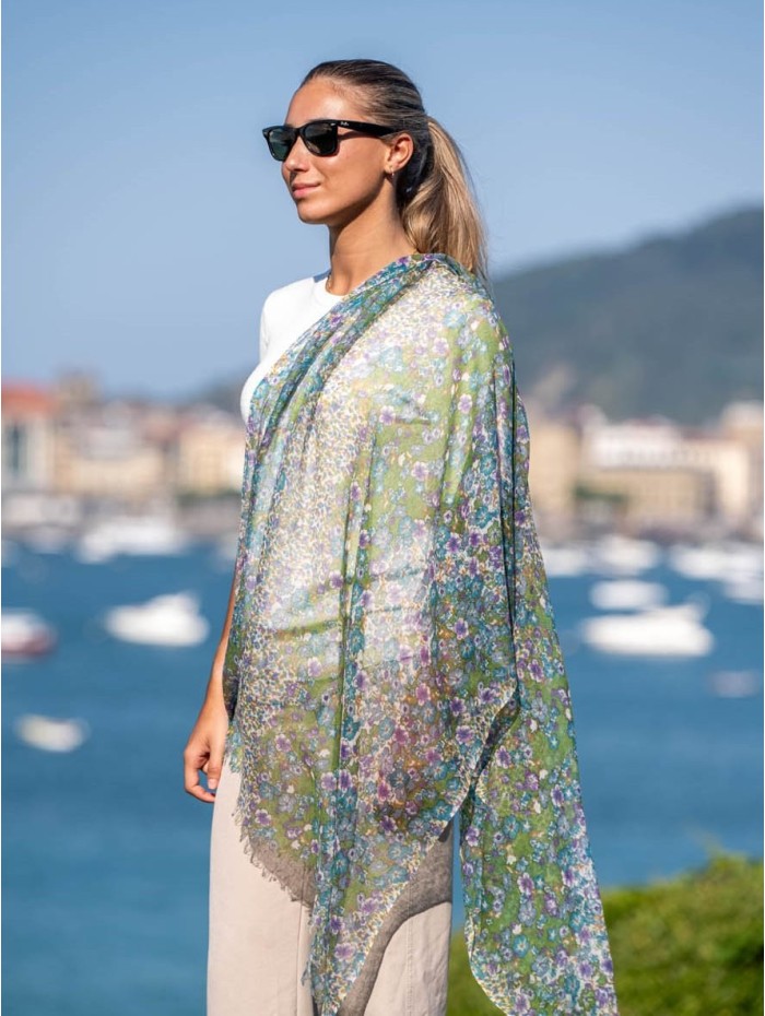 Wool and silk scarf ATU280W