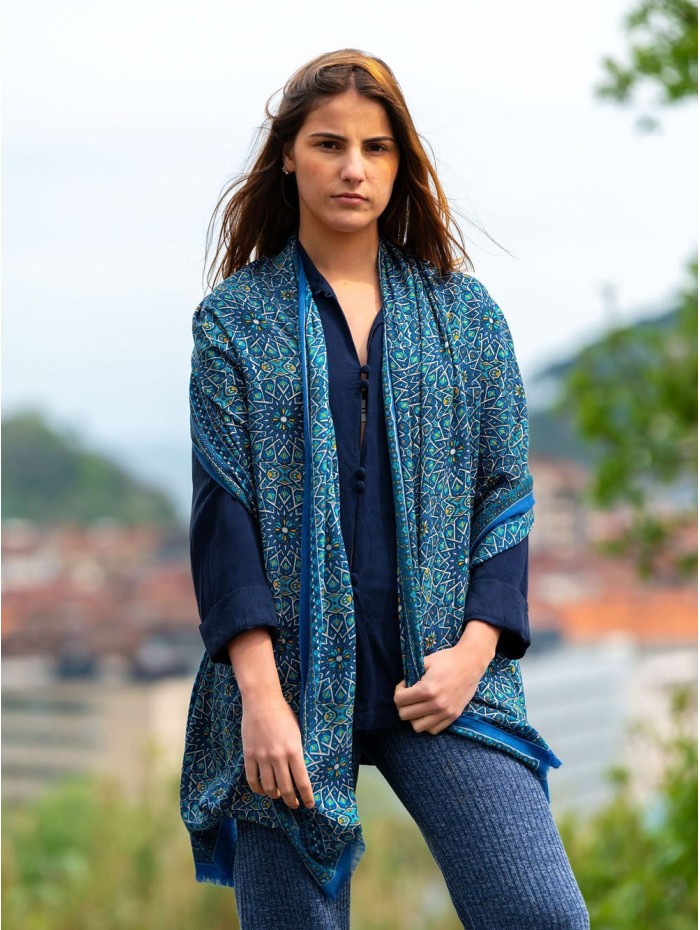 Wool and silk scarf ASW16F