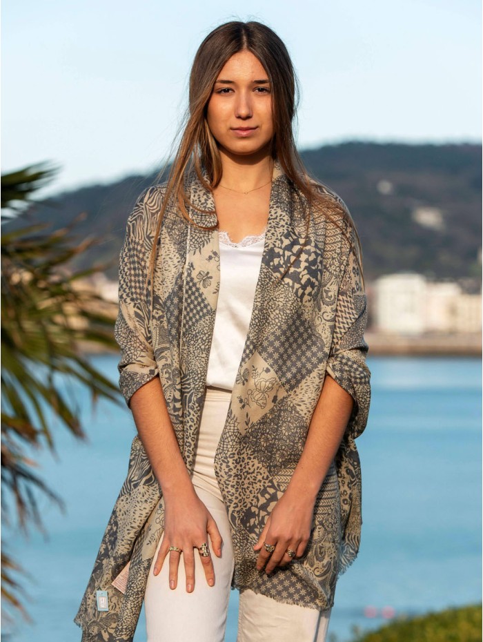 Wool and silk scarf CHE12W