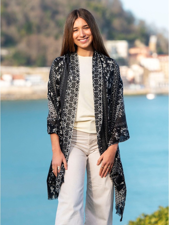 Wool and silk scarf CHE08W
