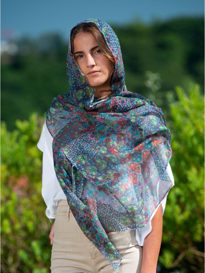 Wool and silk scarf ATU279W