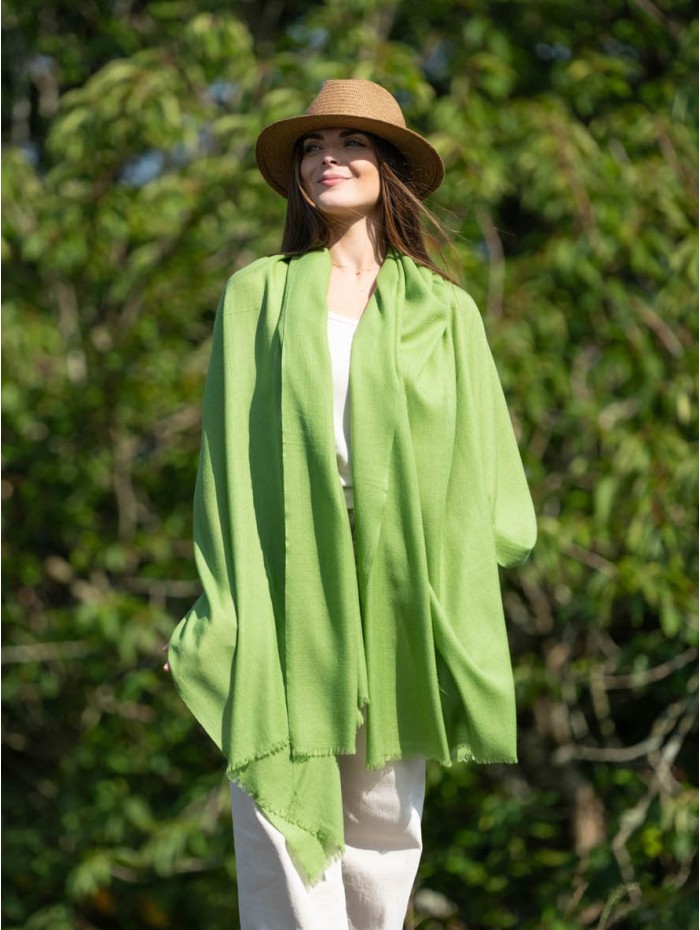 Chal de lana con seda liso ASWGREENF